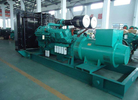 于洪800kw康明斯柴油发电机组图片 于洪800kw康明斯柴油发电机组图片